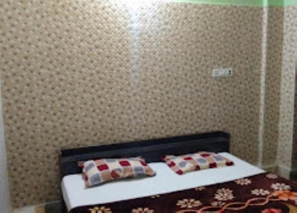 Maatu Shri Comfort Stay-Guest House Mathura Esterno foto